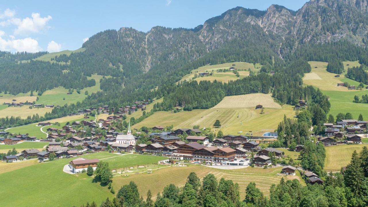 Alpbacherhof Mountain & Spa Resort エクステリア 写真