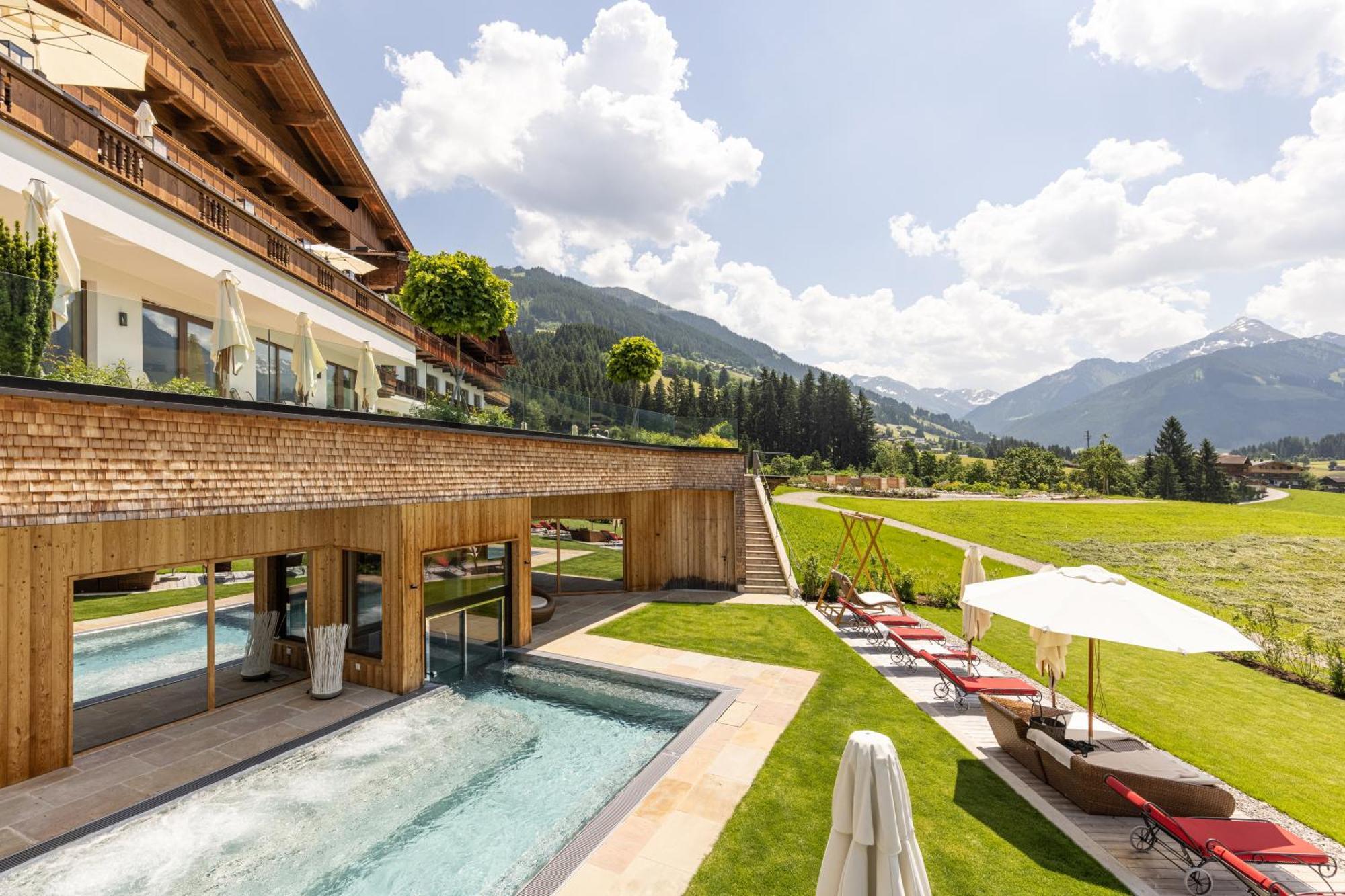 Alpbacherhof Mountain & Spa Resort エクステリア 写真